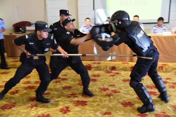 哪有安保器材買