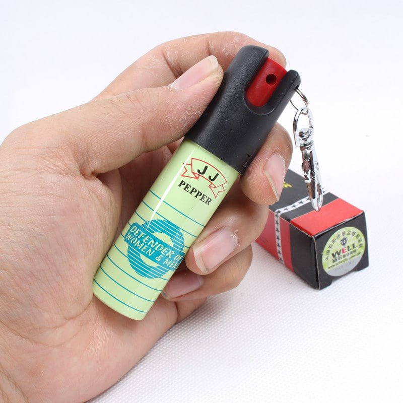 防身噴霧應(yīng)該怎么使用？